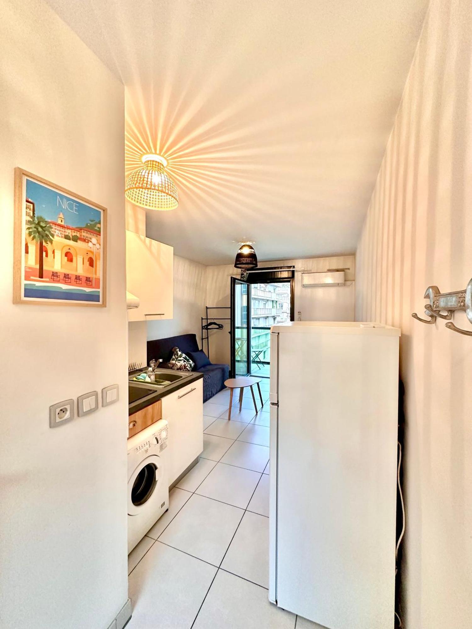 600 M De La Promenade Des Apartment *